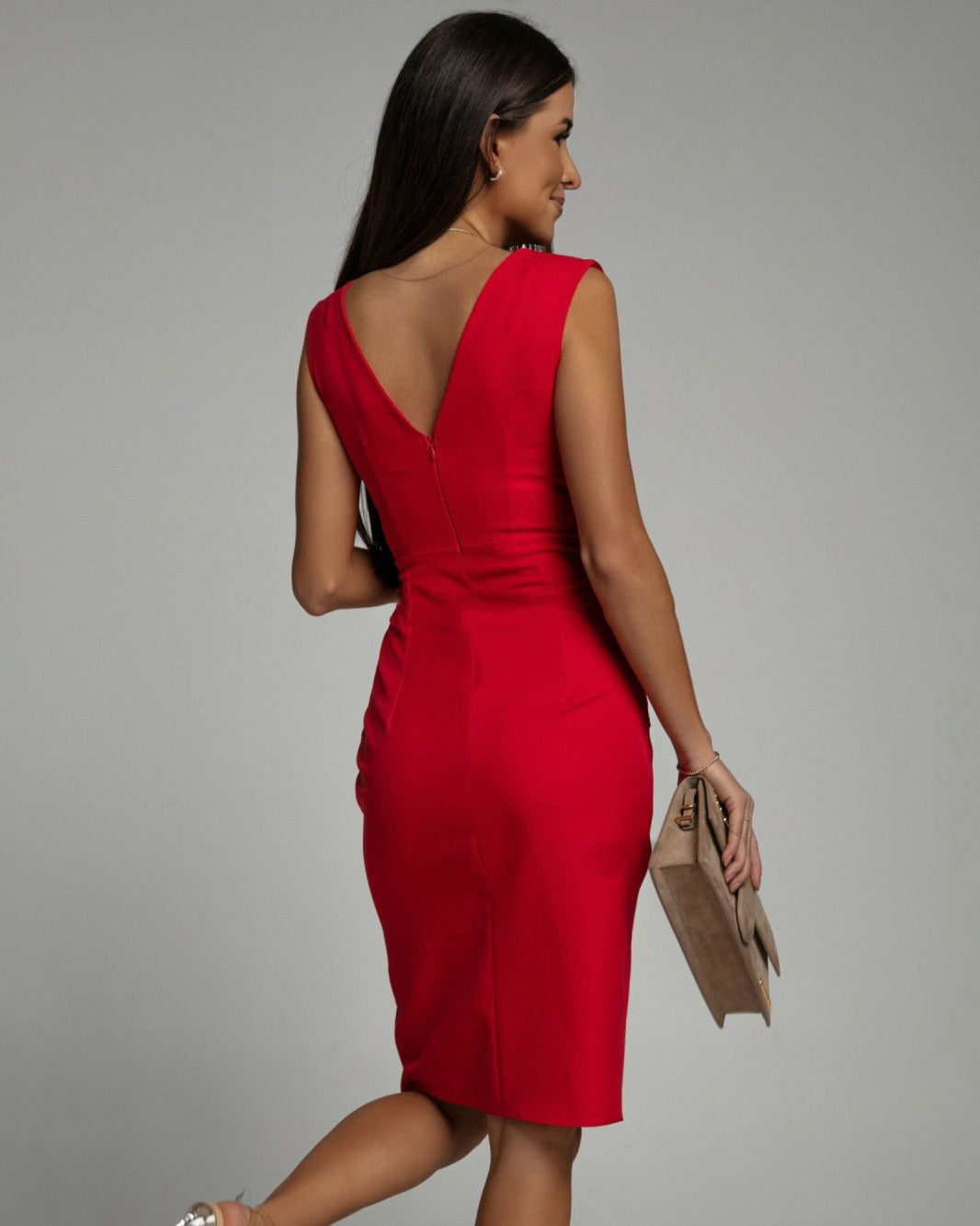 Elena | Bodycon Dress with Neckline and Slits