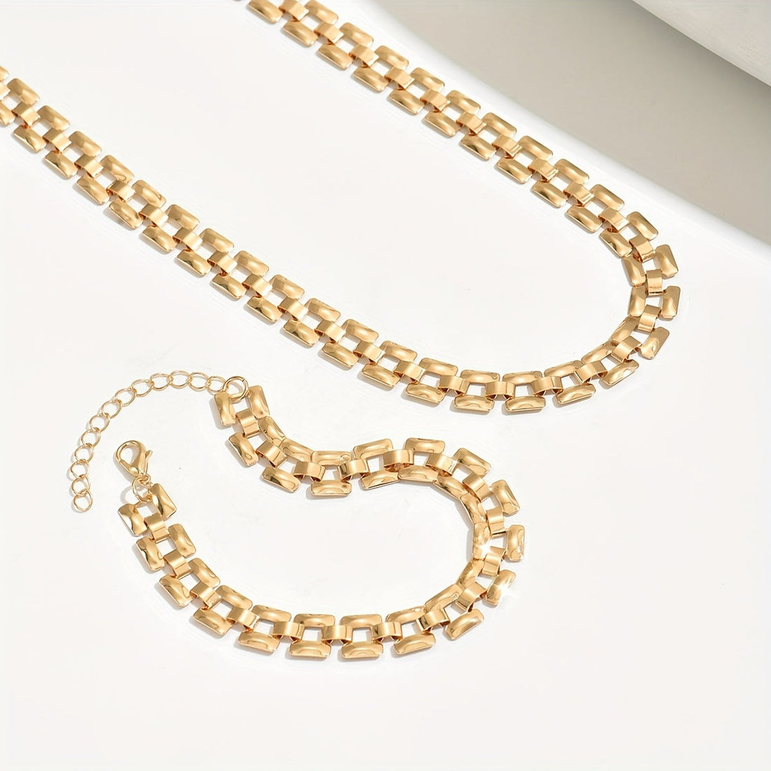 SPRING & SUMMER NECKLACE SET – POLISHED METAL FINISH