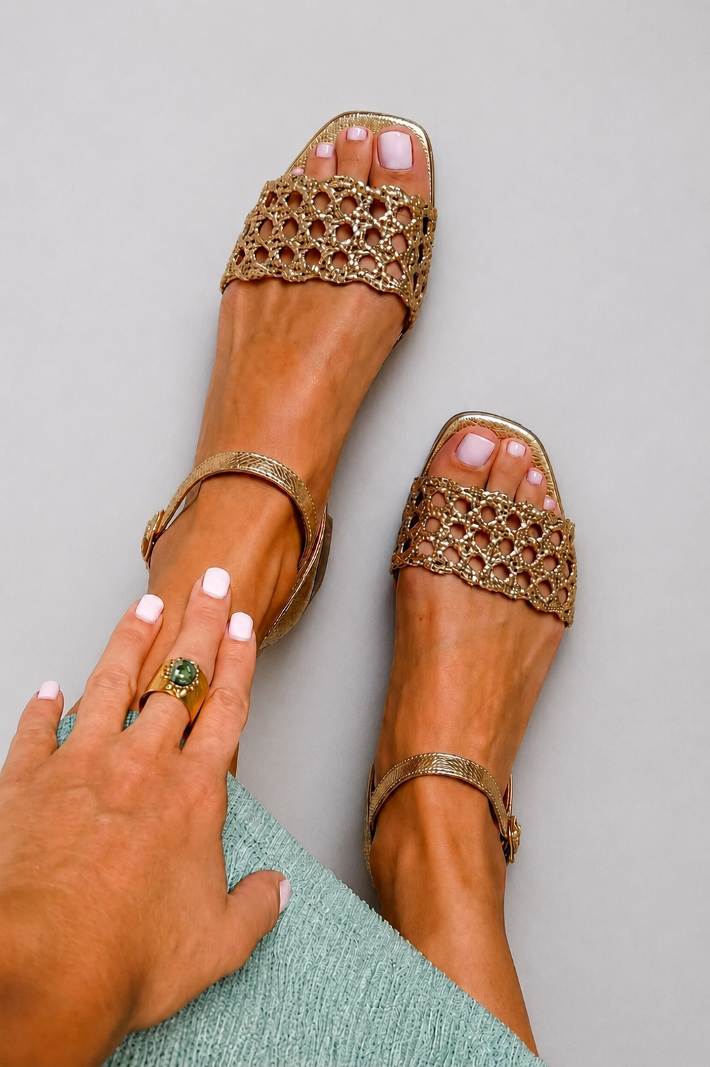 CANNES | GOLDEN SANDALS SUMMER GLOW