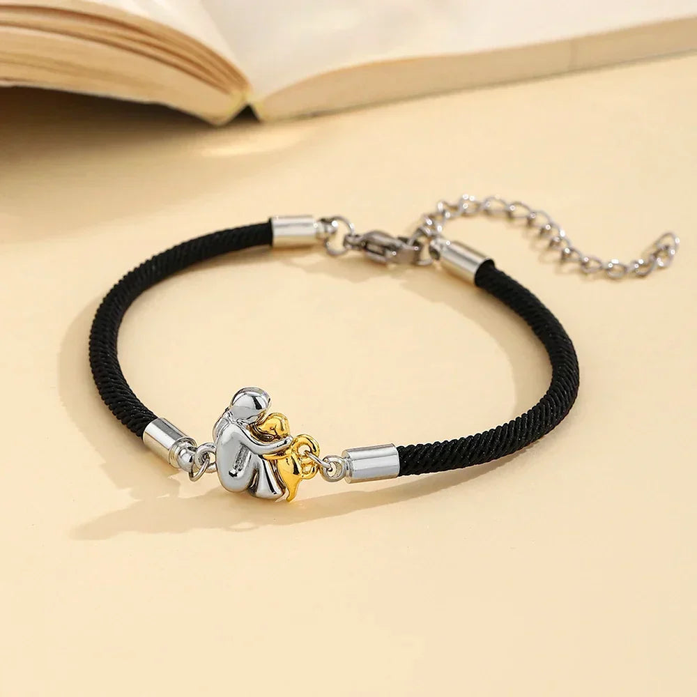Marlow | Dog Embrace Bracelet