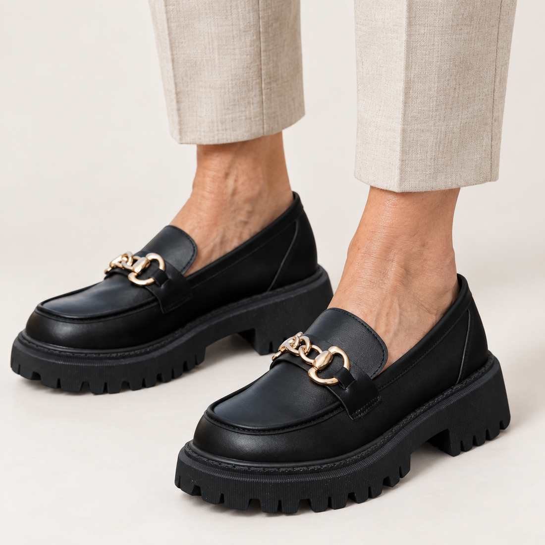 Beatrice - Glossy Chain Loafers