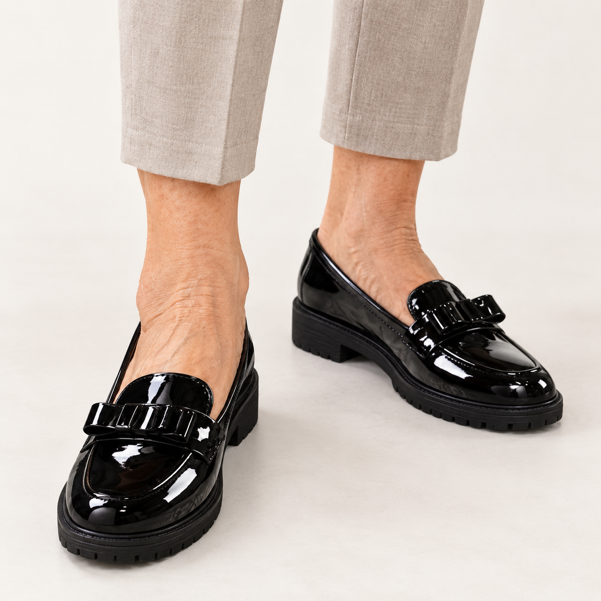 Maya - Glossy Bow Loafers